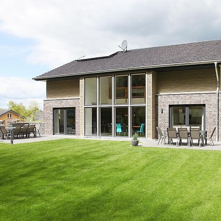Villa Thormarcon Am Plauer See Fuer 18 Gaeste, Sauna, Pool Lenz Exterior foto